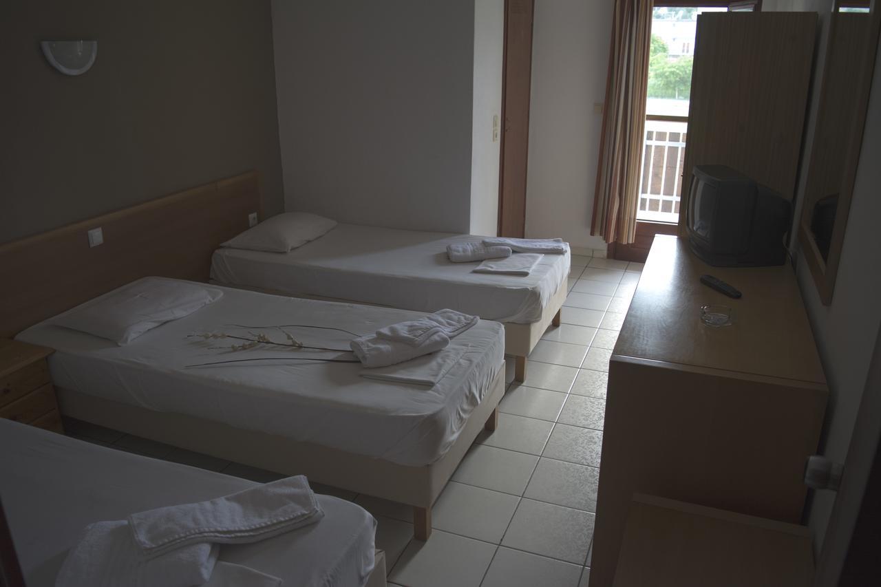 Hotel Paralia Nea Karvali Luaran gambar