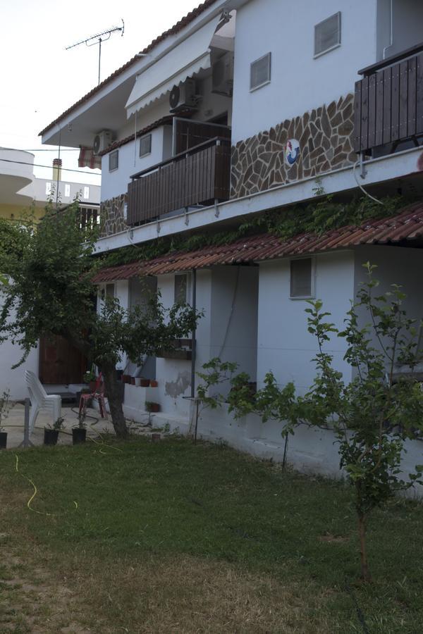 Hotel Paralia Nea Karvali Luaran gambar