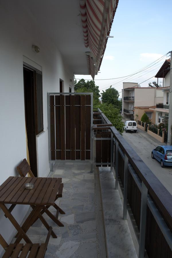 Hotel Paralia Nea Karvali Luaran gambar