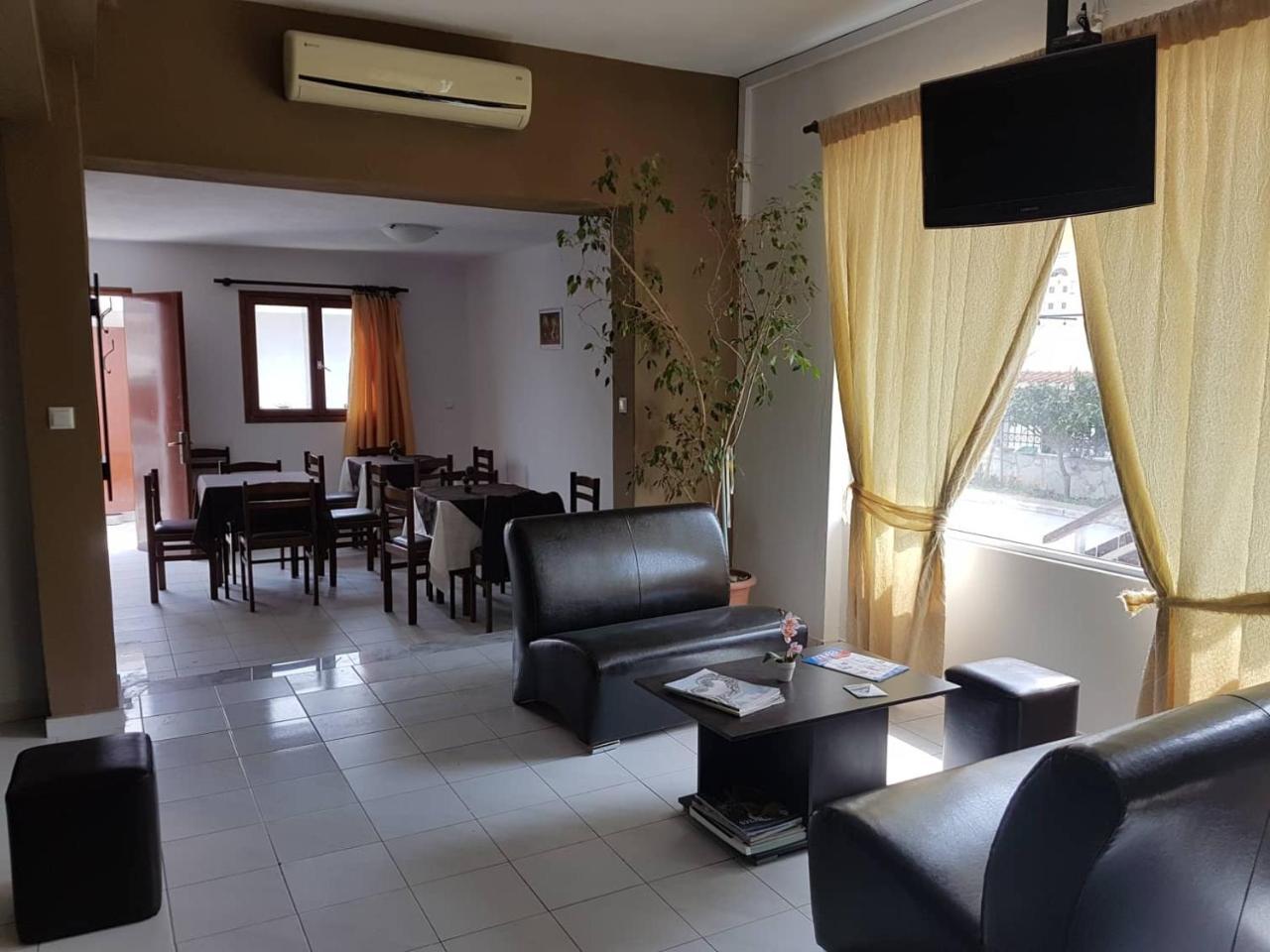 Hotel Paralia Nea Karvali Luaran gambar